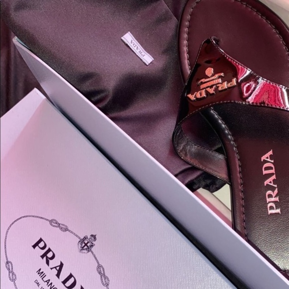 PRADA SANDALS/SLIDES - Picture 7 of 9